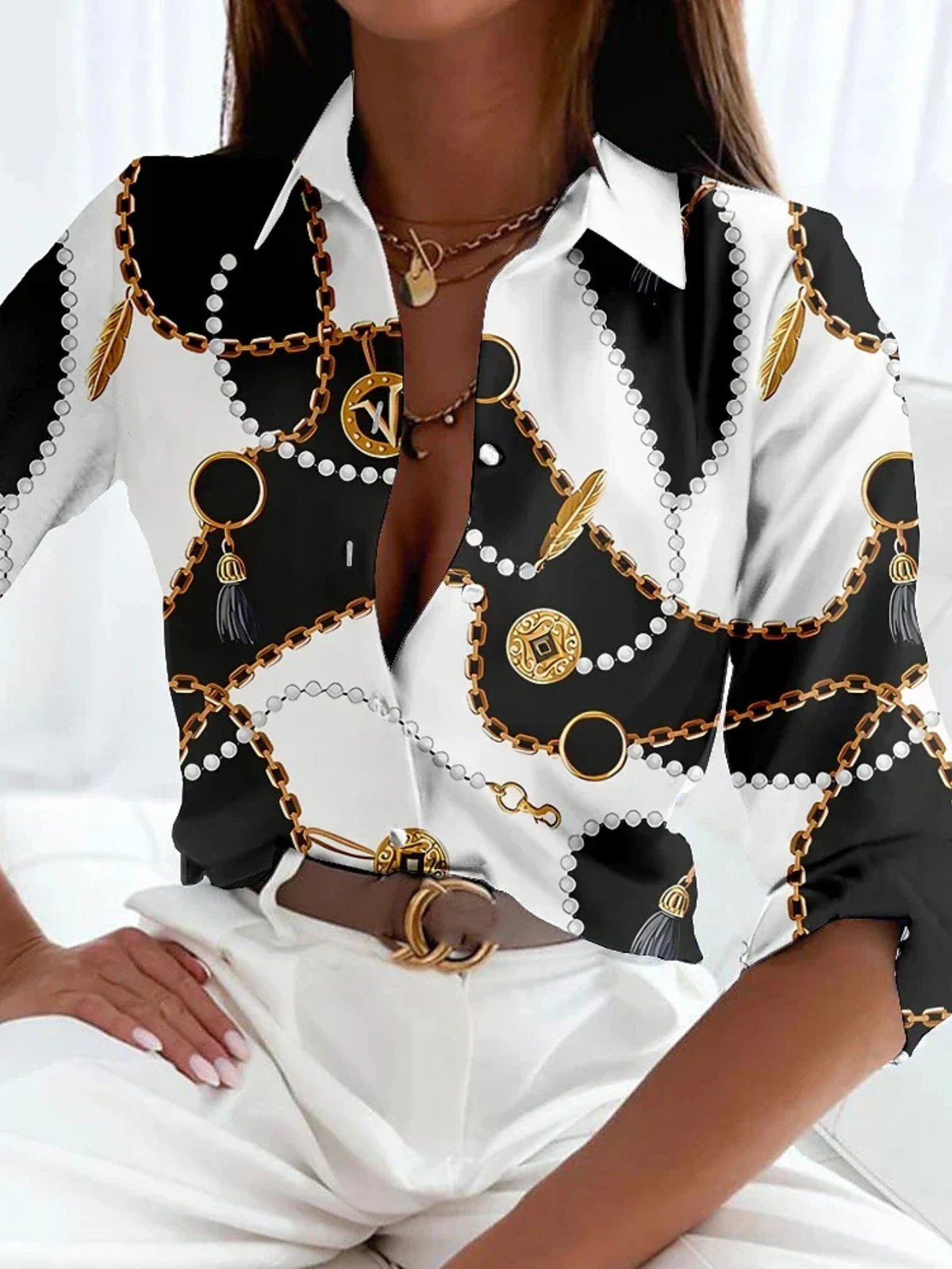Women's Printed Button-Down Blouse with Three-Quarter Sleeves and Collared Neckline