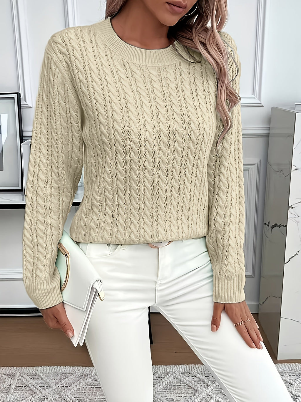 Women's Relaxed Fit Cable-Knit Jumper with Round Neck