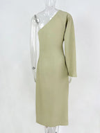 One-Shoulder Maxi Dress with Tailored Fit and Long Sleeves