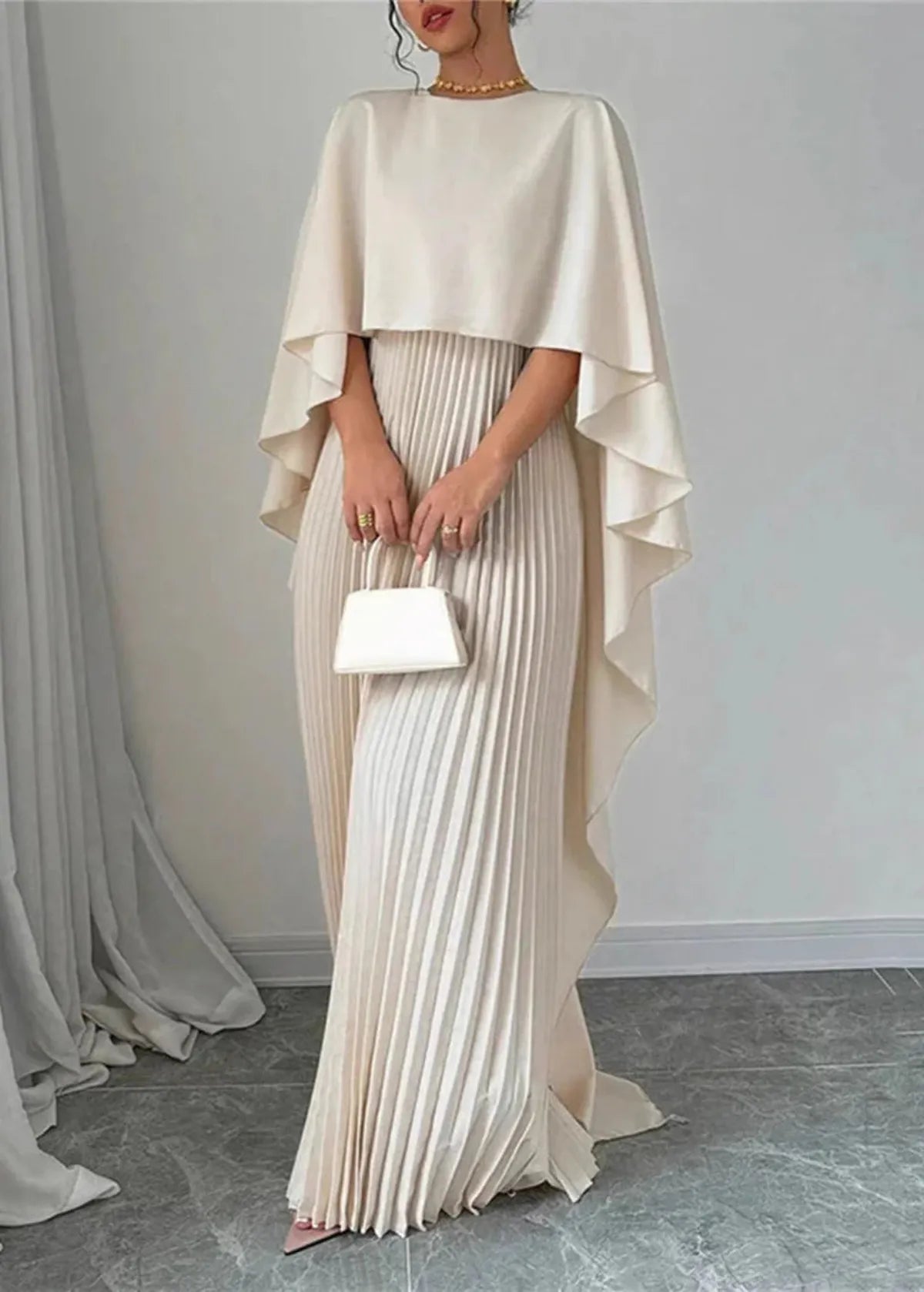 Cape Sleeve Pleated Maxi Dress with Round Neck for Elegant Occasions