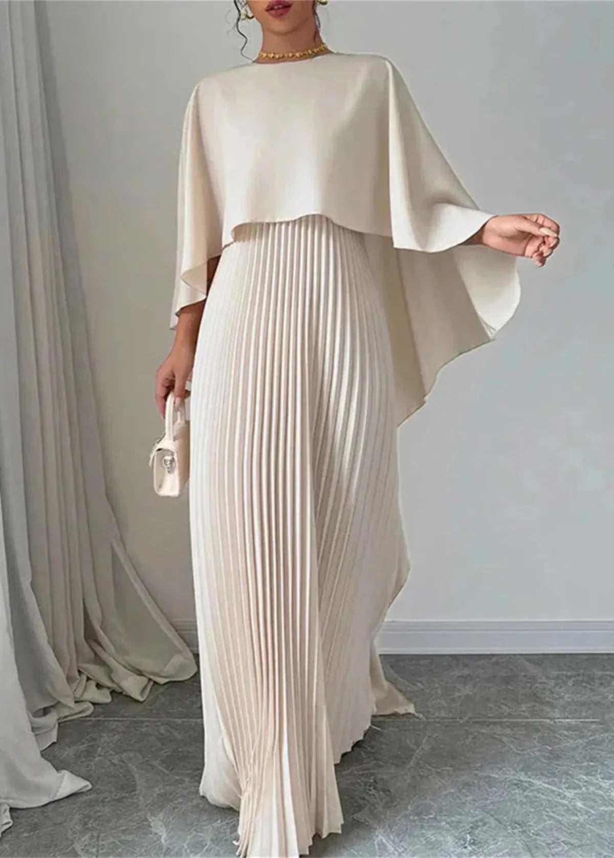 Cape Sleeve Pleated Maxi Dress with Round Neck for Elegant Occasions
