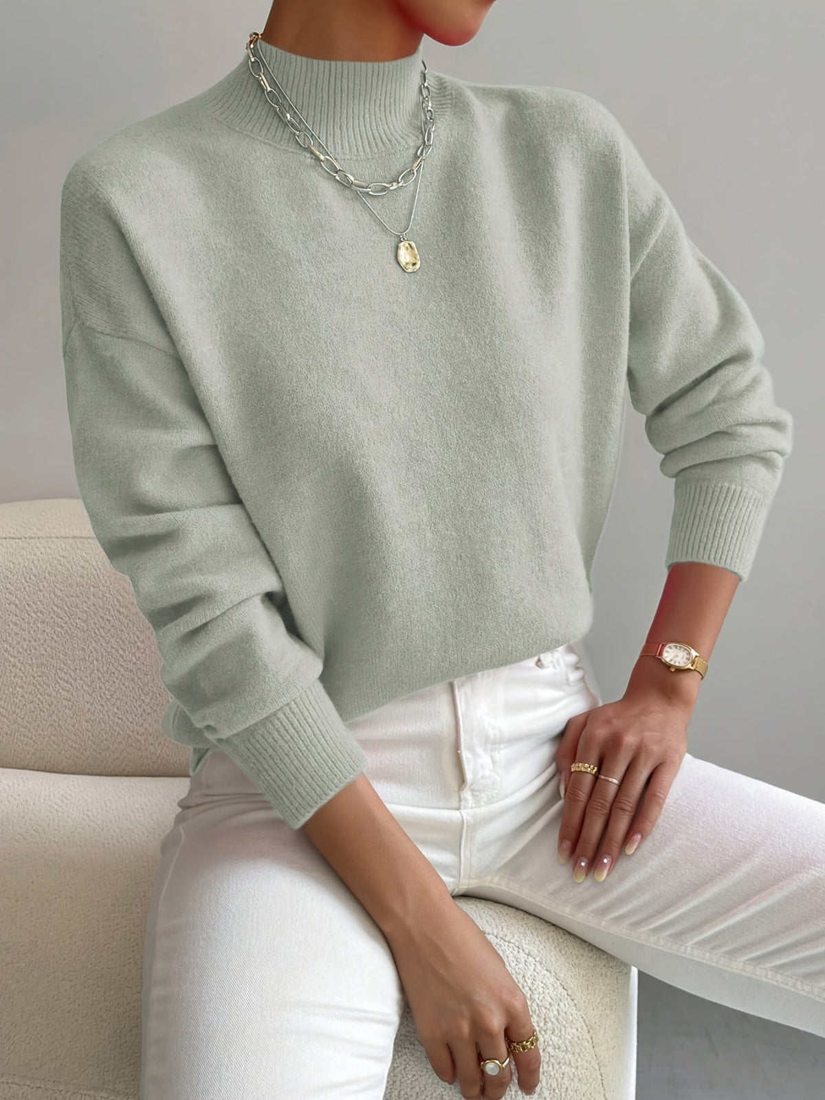 Casual Mock Neck Sweater with Ribbed Cuffs and Relaxed Fit
