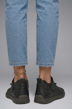 Women's Leather Trainers with Elastic Side Panels and Shock-Absorbing EVA Sole