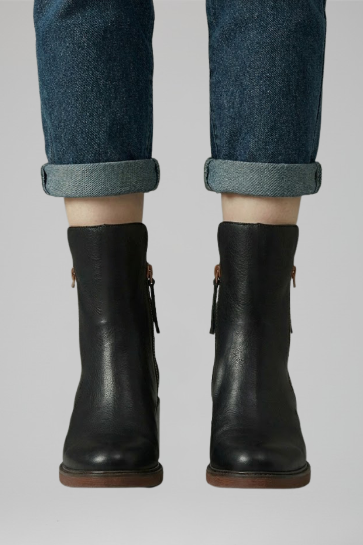 Orthopaedic Women's Ankle Boots with Side Zipper and Cushioned Comfort