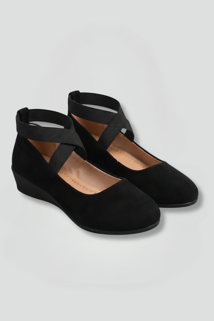 Women's Slip-On Orthopaedic Flat Shoes with Crisscross Elastic Straps and Low Wedge Sole for Daily Comfort