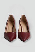 Refined Women's Orthopaedic Heels with Pointed Toe and Low Flared Heel for Office Wear