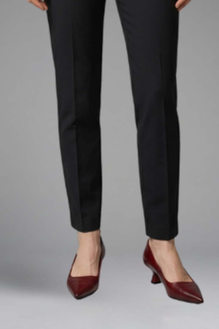 Refined Women's Orthopaedic Heels with Pointed Toe and Low Flared Heel for Office Wear
