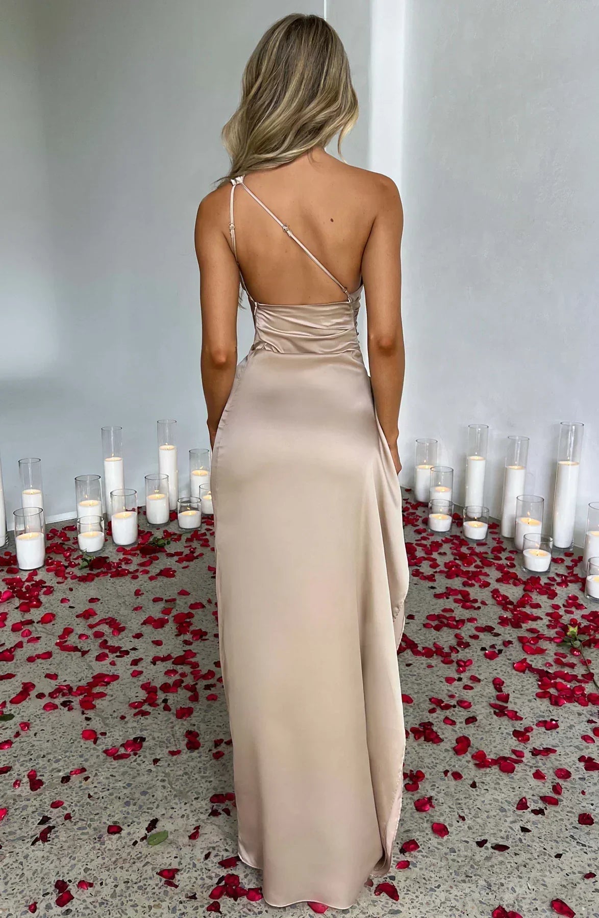 Elegant Pleated Satin One-Shoulder Slit Dress