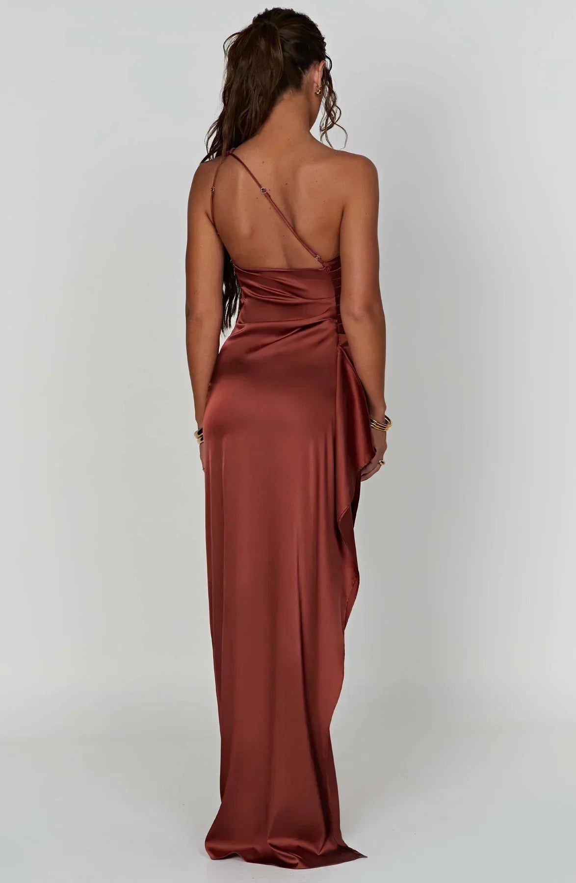 Elegant Pleated Satin One-Shoulder Slit Dress