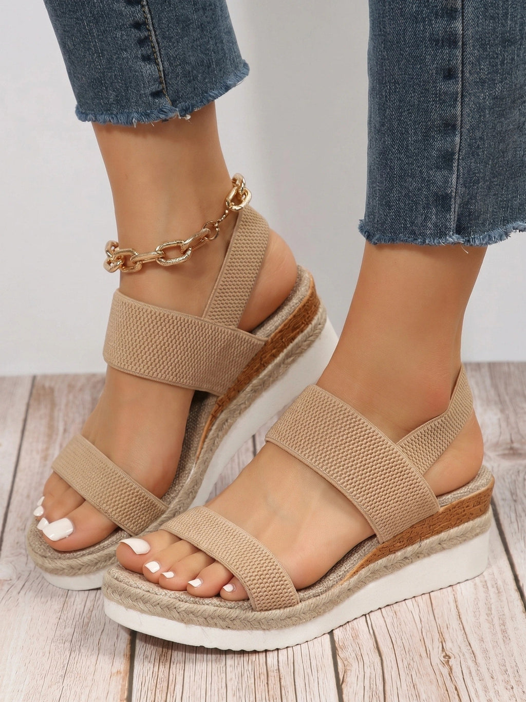 Women's Platform Sandals with Elastic Straps and Support