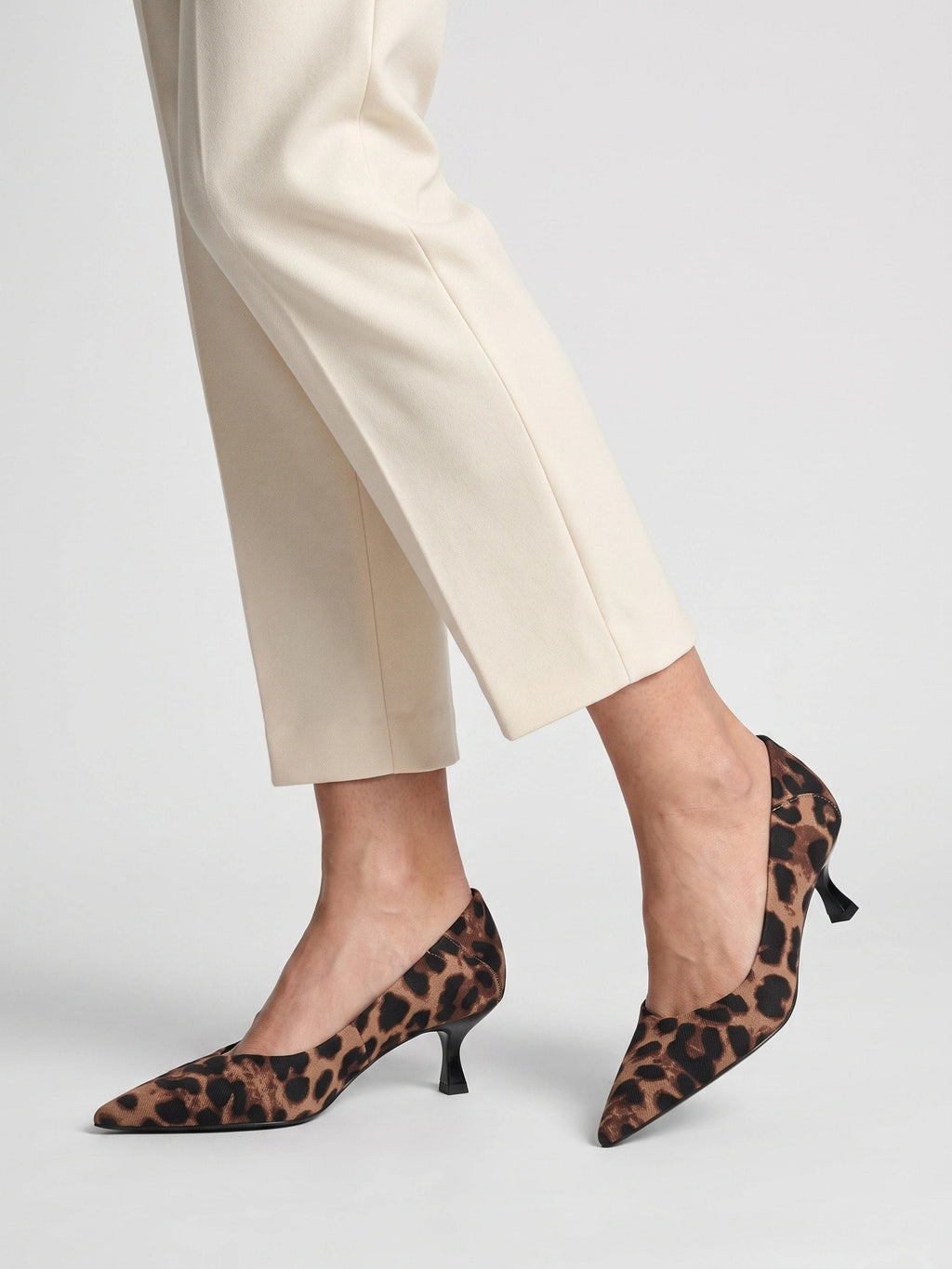 Gleamond | Women's Classic Pointed Toe Dress Pumps Gleamond