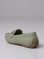Gleamond | Women's Classic Slip On Loafers with Decorative Trim Gleamond