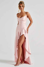 Elegant Maxi Dress with Ruffled Hem