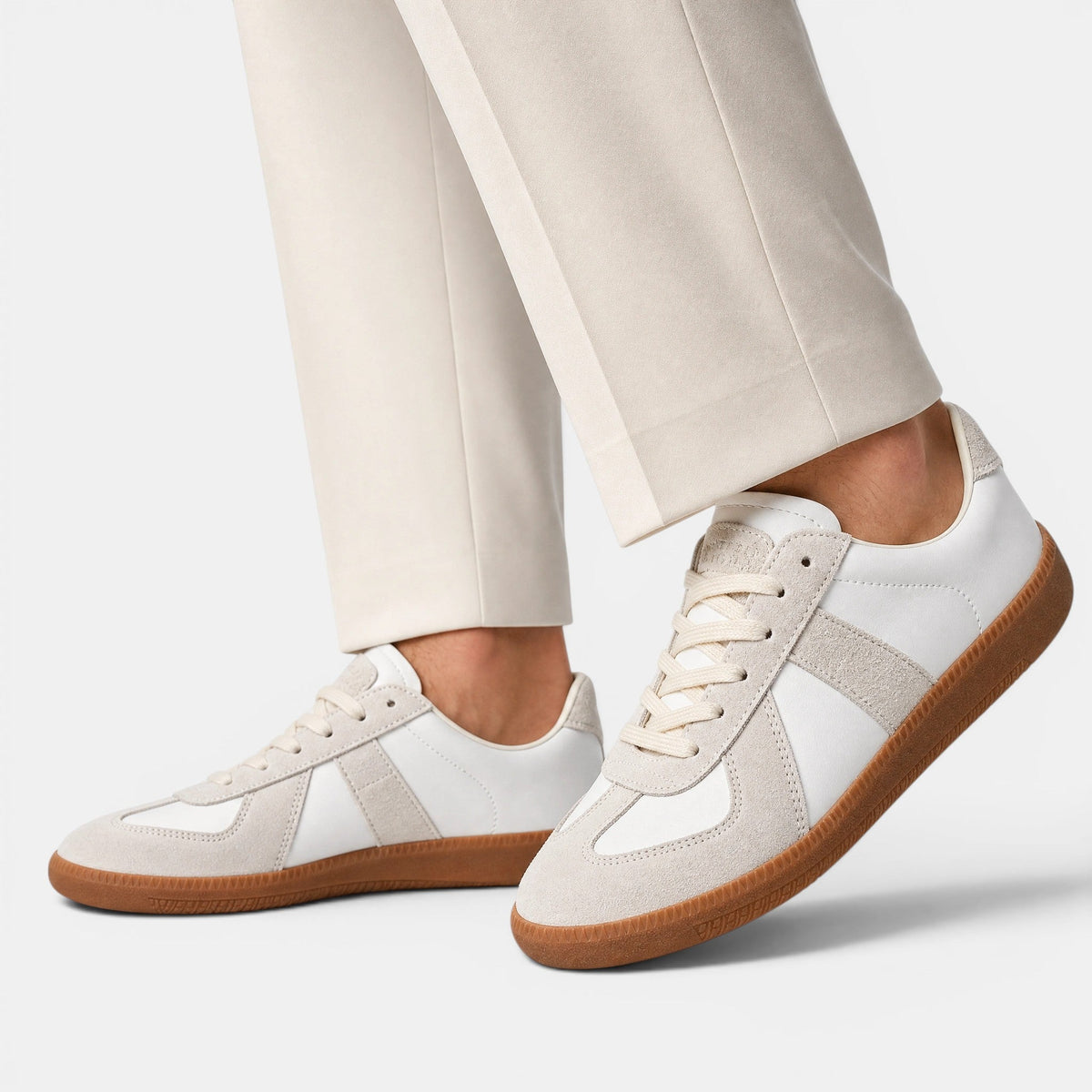 Men's Retro Lace-Up Sneakers for Smart Casual Style SnugBubs Australia